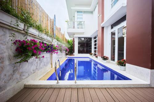Nelly Villa Hoi An