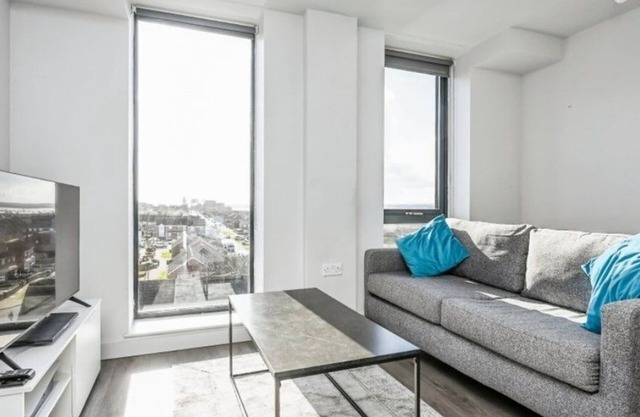 Neptune's Nest | City Centre | Scenic Views