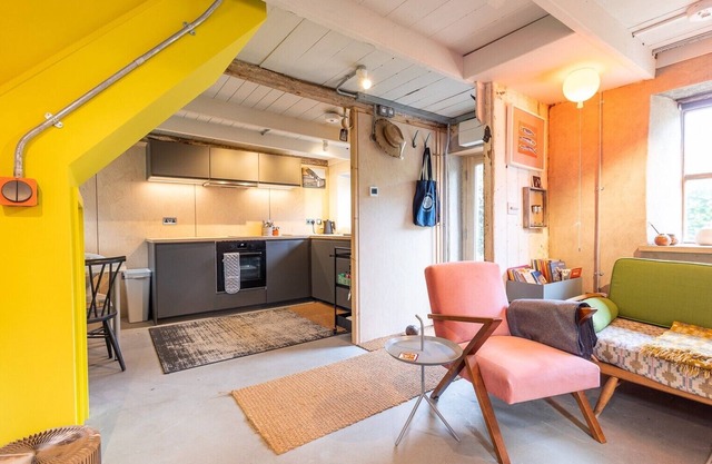 Nestled in the heart of the picturesque village of Moylegrove at the northern edge of Pembrokeshire