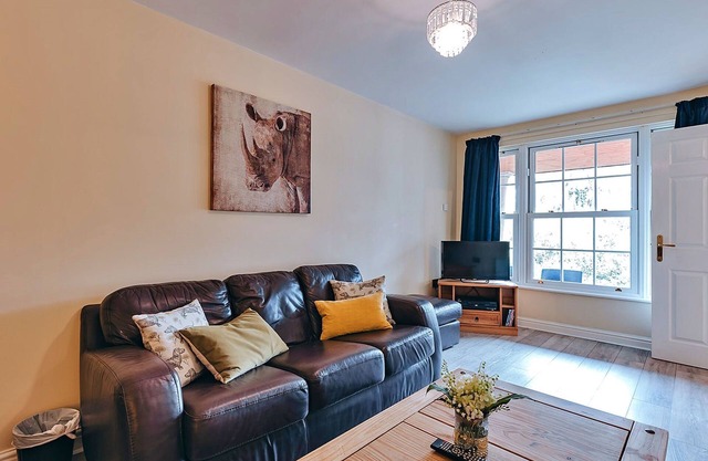 Netley Hall - Peach Tree by Interhome
