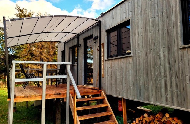 NEU Luxuriöses Tinyhaus Ferienhaus FREYR einmalig in Lübbenau