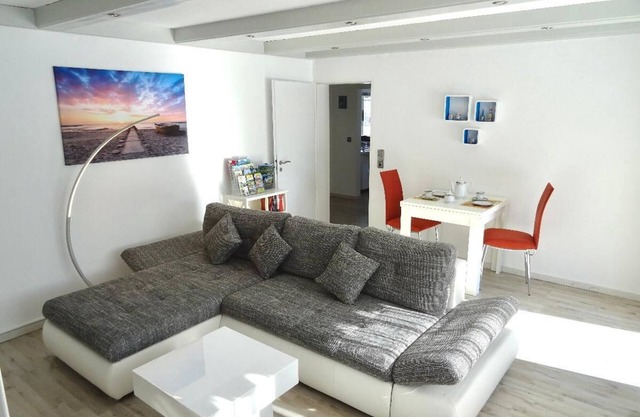 Neu renovierte Ferienwohnung für Zwei mit Sonnenterrasse in ruhiger Lage