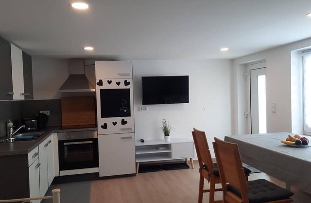 Neu Renovierte Ferienwohnung mit Wlan