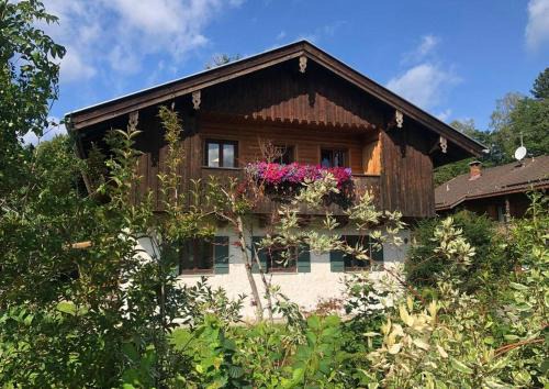 NEU - traumhafte Ferienwohnung mit Bergblick