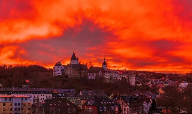 Neue Unterkunft mit Kamin im Erzgebirge - SZB