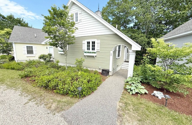 New 2-bed Cottage at Goose Rocks Resort with Pools and AC Only 1-Mile to Beach