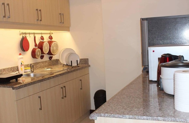 NEW 2BR Modern Urban Living - Resort Amenities w/parking - kapitolyo Pasig