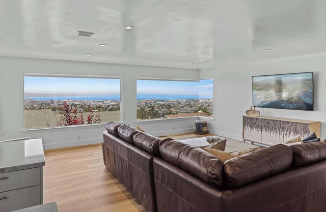New 3B 3BA Panoramic Ocean Views 30 Night Min