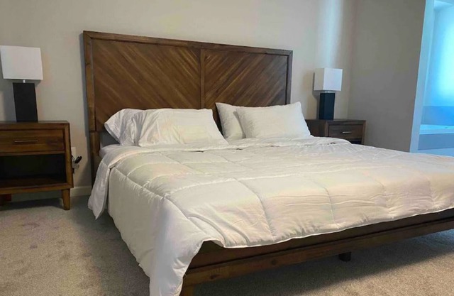 New 4 Bedroom Home With Indoor Fire Place