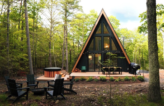 New A-Frame Cabin Retreat w/Hot Tub in the Poconos