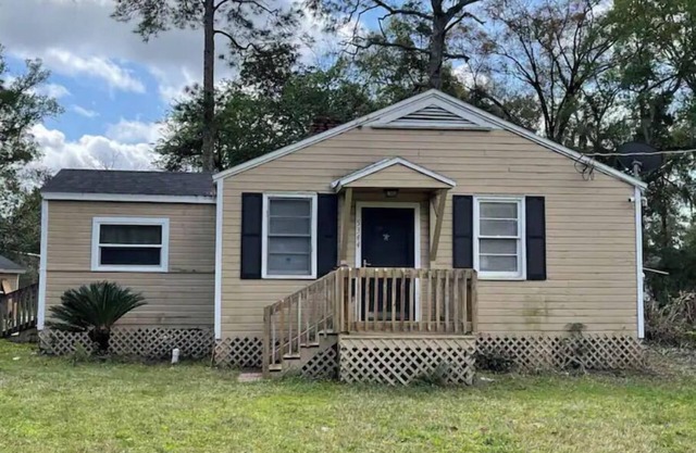 New AGAIN May 9th - Cozy pet-friendly home sleeps 6