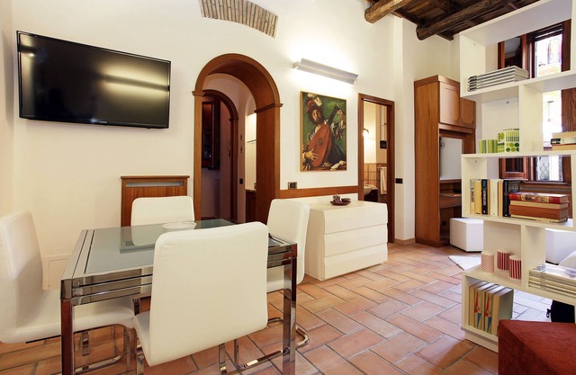 New And Romantic Smart Apartment-suite 50mt From Spanish Steps