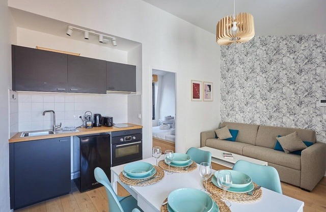 New apartment Boulogne facing "Les passages"