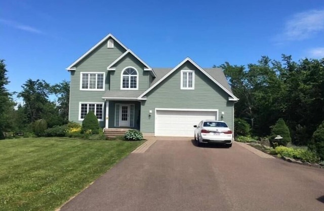 NEW apartment in Shediac Cape close to beaches!