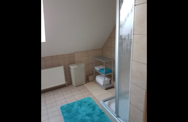 NEW Apartment Kropp OG Left