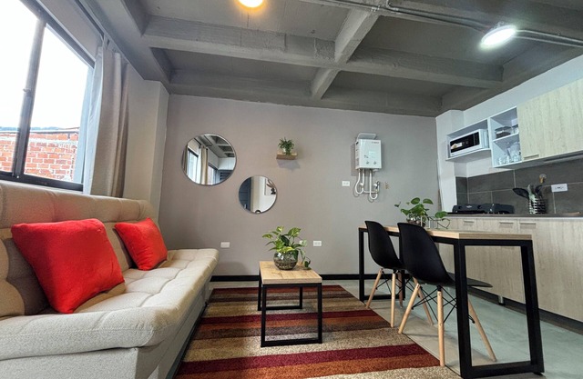 New apartment/strategic location/comfortable