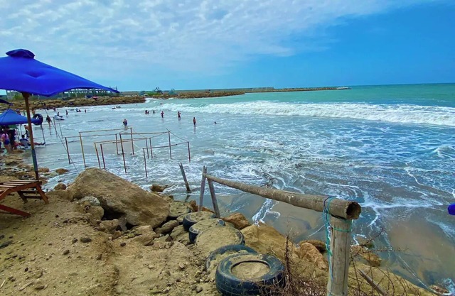 New Beach House, Comfortable and Affordable