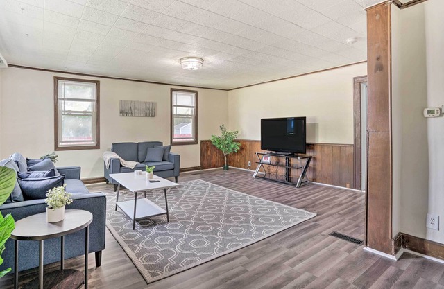 NEW! Bright St Paul Home w/ Grill, 3 Mi to Dtwn!