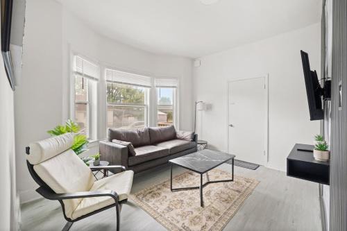 New Build Bright 2 Bdrm Unit