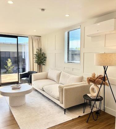 New build City Townhouse & Gated Car Park