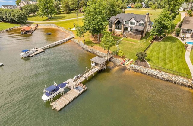 New-Build Luxury Home w/Dock, Private Boat Ramp, Dogs OK