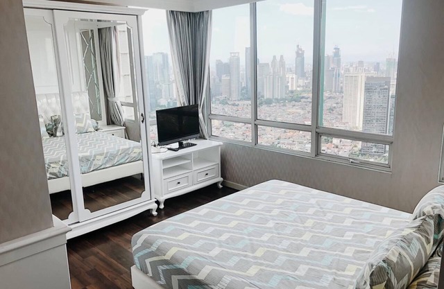 NEW Clean & Luxurious 2BD Apt in Business District +Kuningan City Mall Access