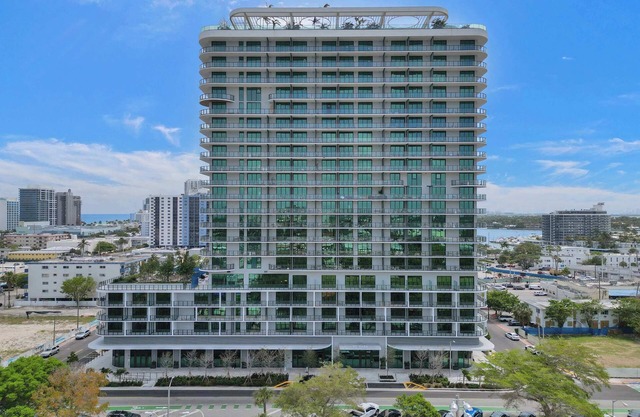 New Coastal Luxury | Elegant 2BR/2 BA in Premier Miami Beach High-Rise