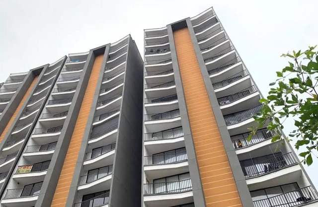 New, comfortable, balcony good view, residential, commercial area