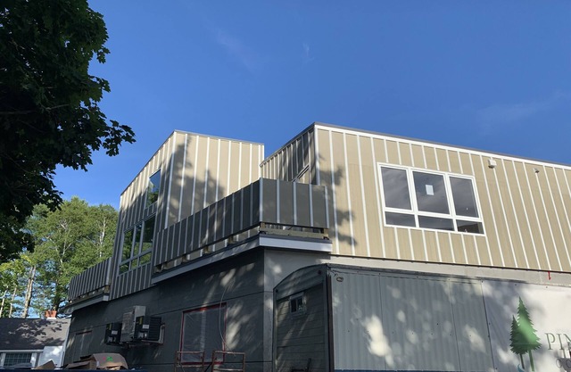 New construction, modern apt in the heart of Kennebunk