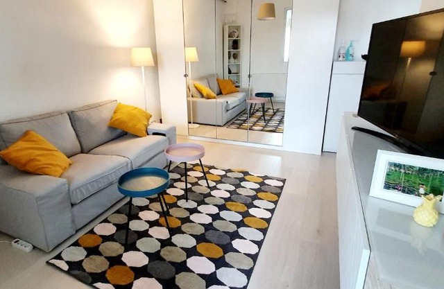 New Cozy Apartment 3 min to subway 24h/7 self check-in