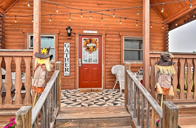 NEW! Cozy Cabin in Fletcher on Pepper Sprout Ranch