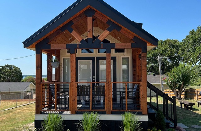 New Cozy Cottage on Lake Texoma