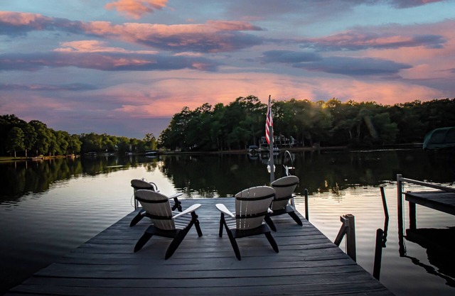 NEW! - Cozy Home Away From Home on the Lake