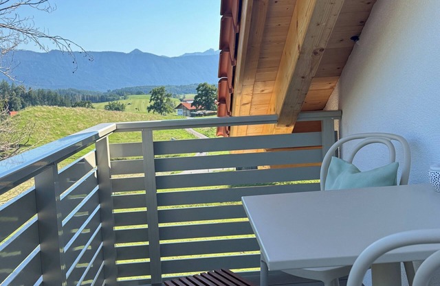 NEW: Cozy vacation apartment in Aidling am Riegsee - perfect for nature lovers
