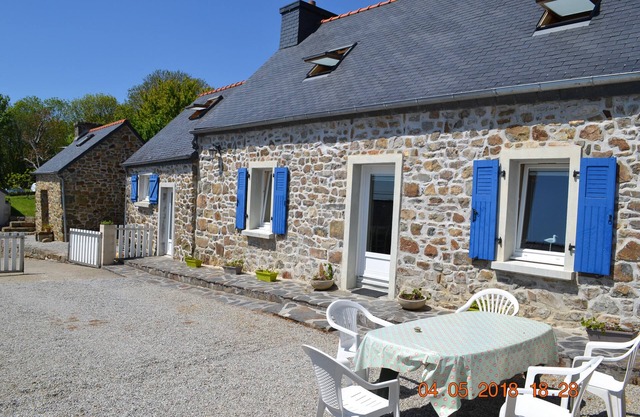 New: Crozon house close to beaches and hiking trails, WIFI