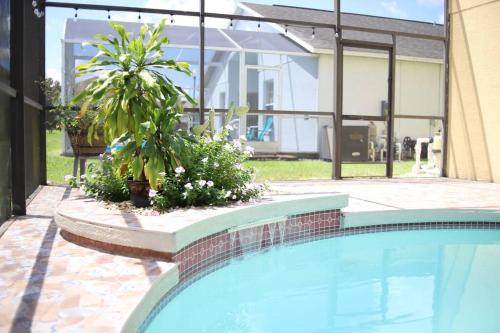 NEW Disney World Villa 4BR, Private Pool Fam Retreat