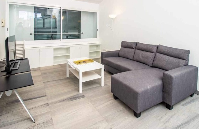 New duplex in the center of Banyoles for 4 people