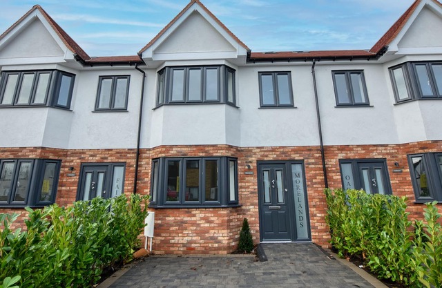New executive 4 bedroom home close to the beach