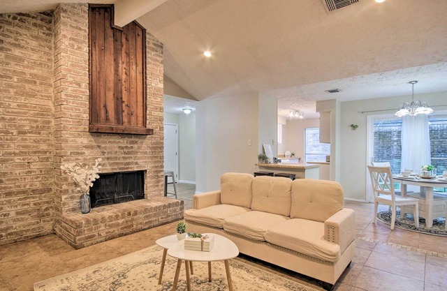 NEW! Family-Friendly Houston Retreat w/ Backyard!