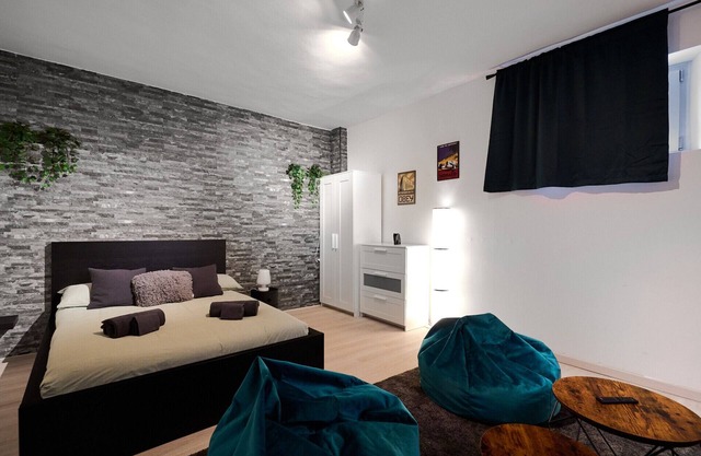 New flat in quiet neighbourhood