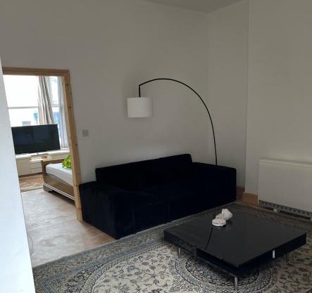 New flat, own bathroom, sitting room & large bedroom - Walsall