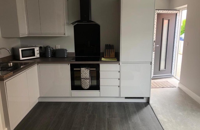 New ground floor 2 bed flat close to the beach