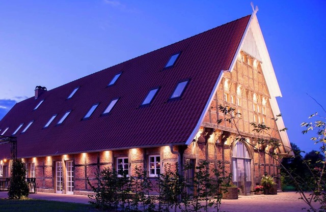 NEW: HackmannsHof. Half-timbered farmhouse in the countryside [from fall: sauna]