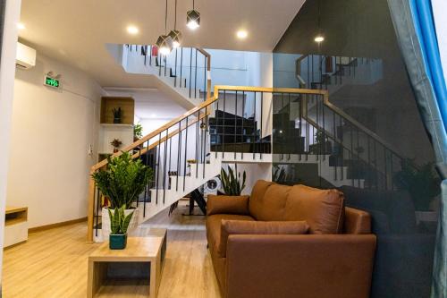 New Happy House Homestay's My Khe Beach with 4BR