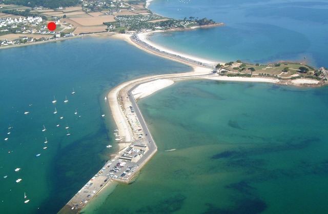 New holiday home for 6/7 people, Sainte Anne Beach at 200m.