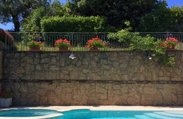 NEW HOUSE WITH POOL AT INTRODUCTORY PRICE!!