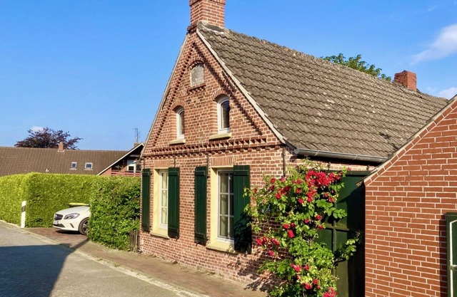 new: idyllic farm worker's house on 85 m2 near Dollart dike, garden, for 4