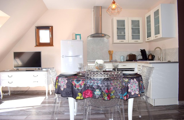 NEW In the heart of the city center of Obernai in Alsace, charming and cozy duplex