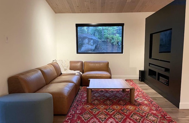 New! Japandi cabin in the forest