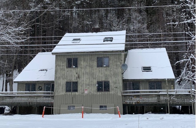 NEW! Large 5-bedroom family-friendly home with WiFi and office